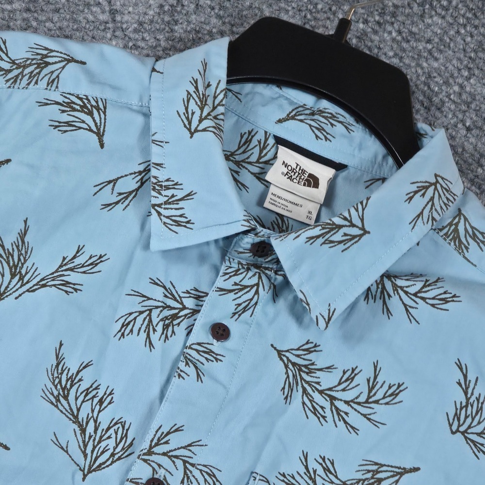 The North Face Button Down Shirt Mens XL Blue Pine Branch Print Short Sleeve